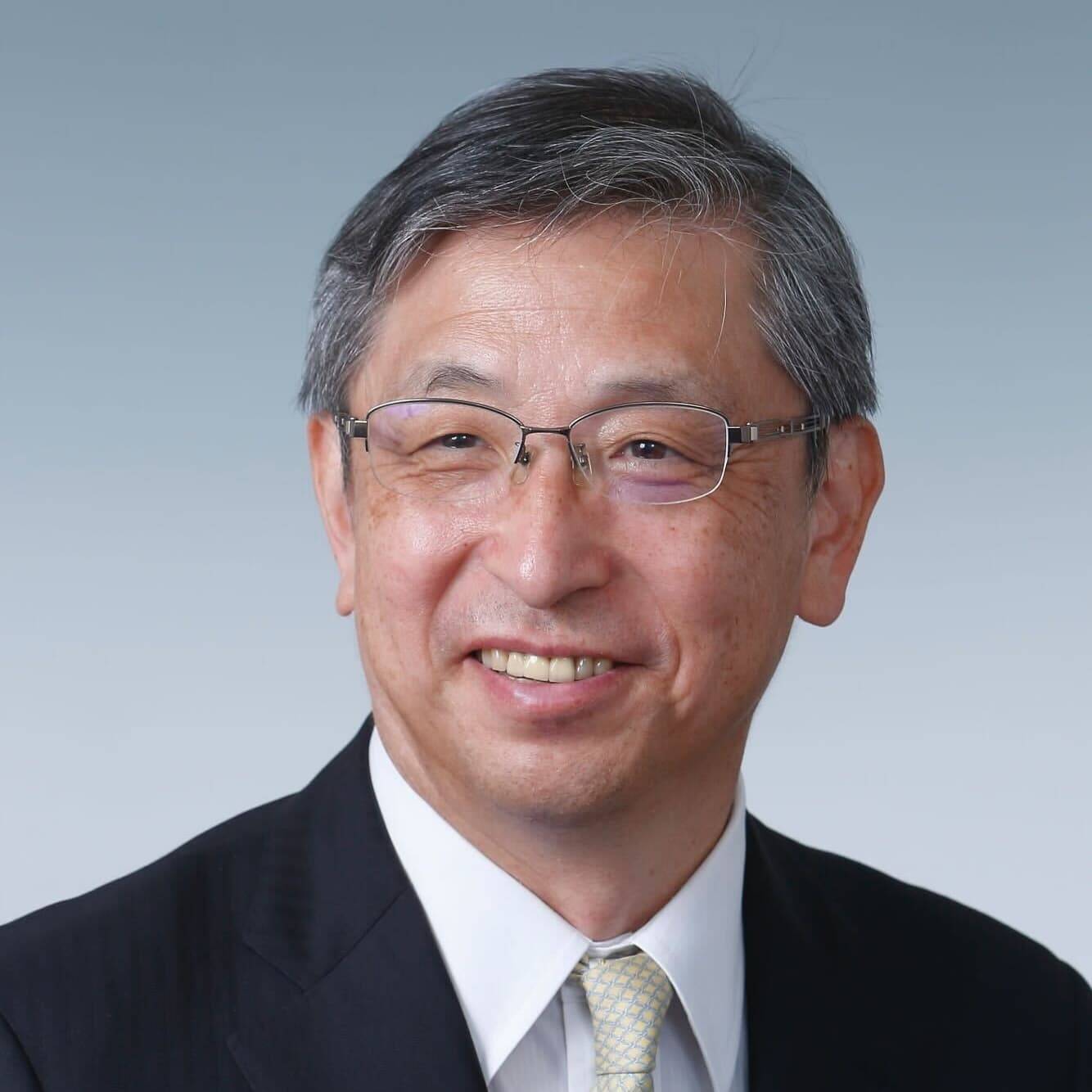 日戸 興史 氏